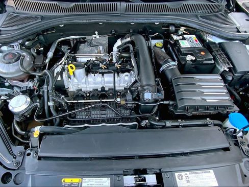 Used 2019 Volkswagen Jetta SEL w/ Cold Weather Package image 31