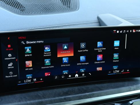 Certified 2025 BMW X5 xDrive40i w/ Premium Package image 18