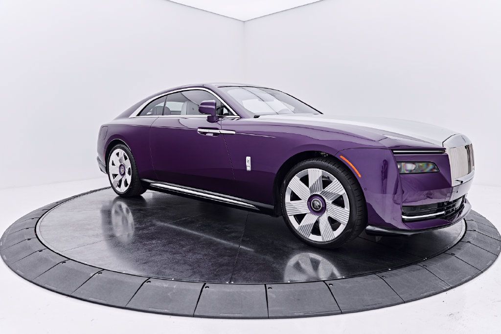 Used 2024 Rolls-Royce Spectre w/ Spectre Launch Package AWD/4WD image 15