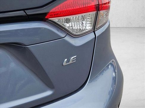 Used 2024 Toyota Corolla LE FWD image 30