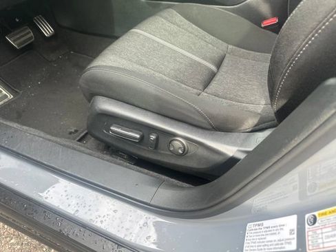 Used 2023 Honda Accord Sport image 12