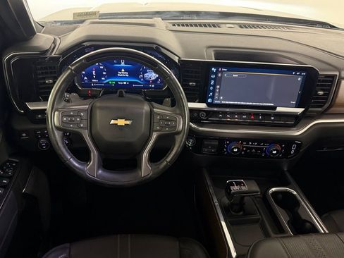 Used 2024 Chevrolet Silverado 1500 High Country AWD/4WD image 13