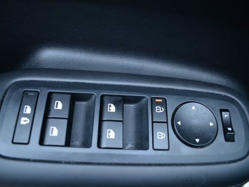 Used 2025 Hyundai Santa Fe SEL image 14