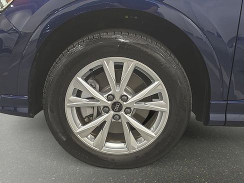 Certified 2025 Audi Q3 2.0T Premium w/ Convenience Package image 28