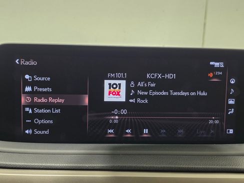 Used 2022 Lexus RX 450hL AWD w/ Premium Package image 3