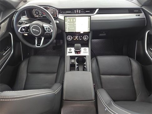 Used 2024 Jaguar F-PACE R-Dynamic S image 4