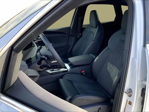 New 2025 Audi SQ5 Premium Plus image 8