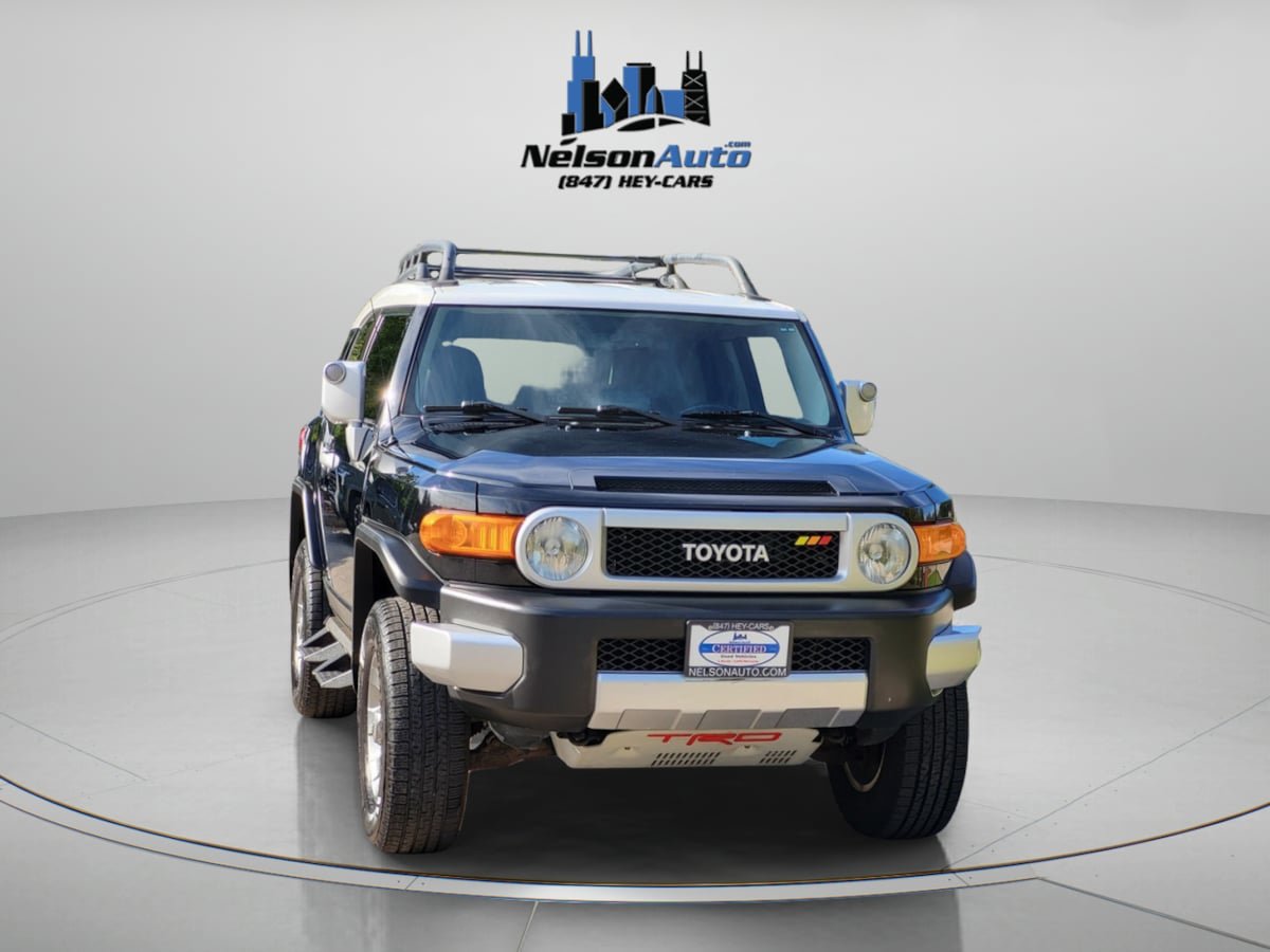 Used 2013 Toyota FJ Cruiser 4WD w/ Convenience Pkg image 2