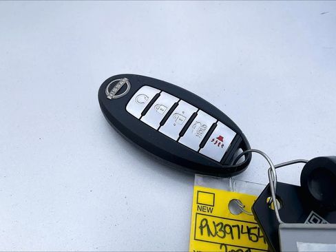 Used 2023 Nissan Altima 2.5 S image 12