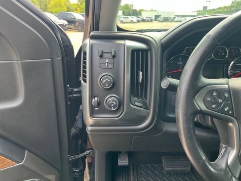 Used 2018 Chevrolet Silverado 1500 LTZ w/ Sport Package AWD/4WD image 22