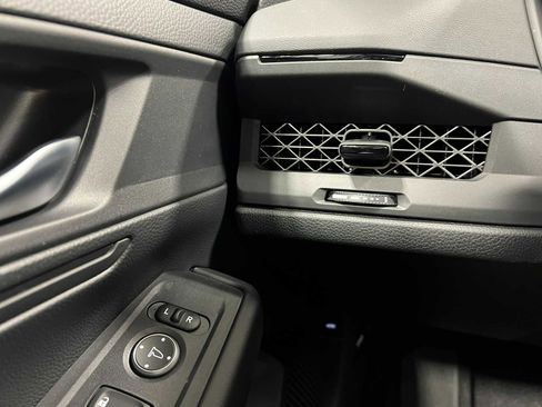 New 2025 Honda Accord LX image 17