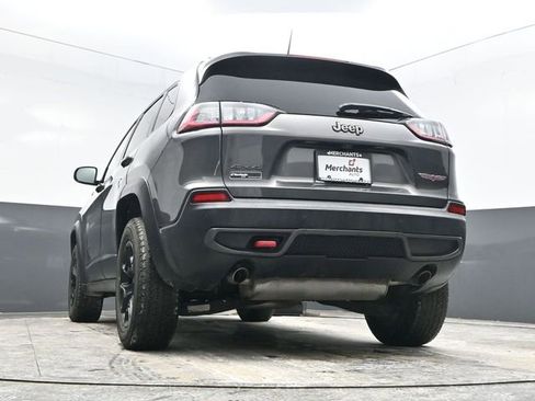 Used 2019 Jeep Cherokee Trailhawk w/ Comfort/Convenience Group image 27