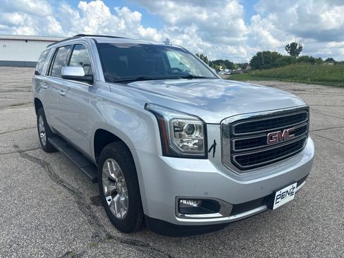 Used 2020 GMC Yukon SLT w/ Open Road Package AWD/4WD image 3