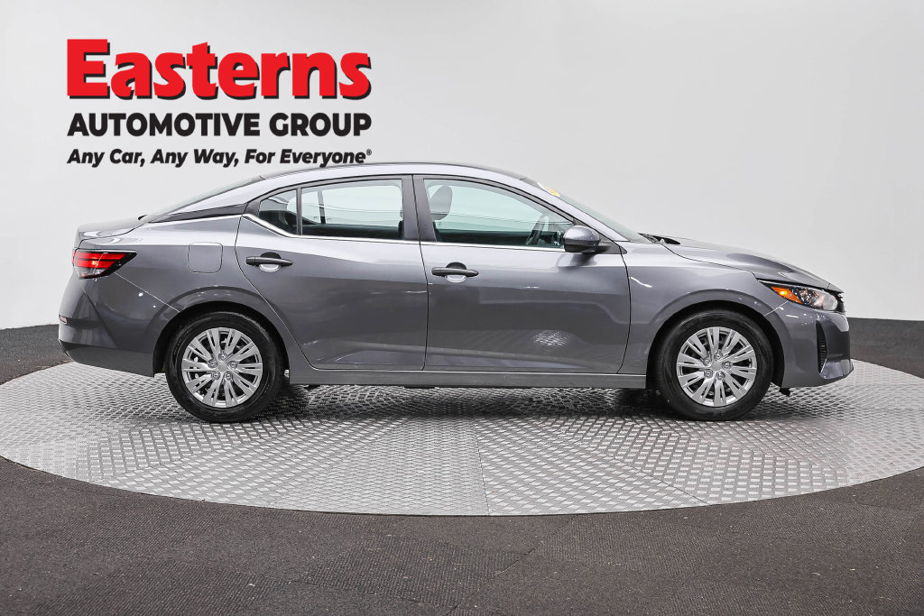 Used 2024 Nissan Sentra S FWD image 5