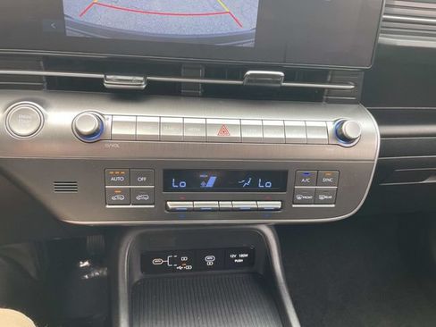 Certified 2024 Hyundai Kona SEL AWD/4WD image 22