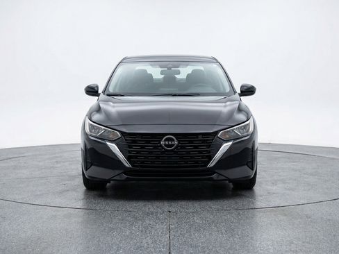 Used 2025 Nissan Sentra S image 2