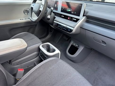 Used 2024 Hyundai Ioniq 5 SEL image 19