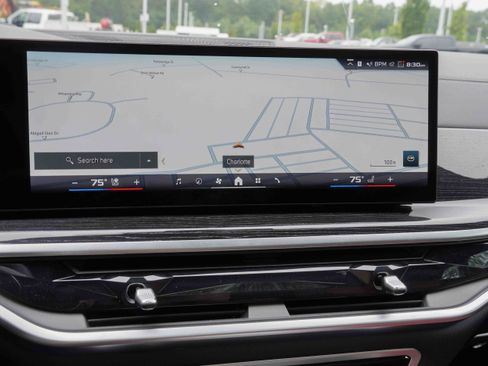 Certified 2025 BMW X6 M60i image 24