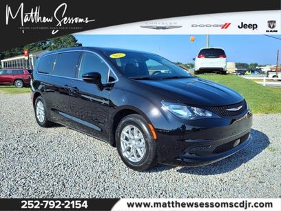 New 2025 Chrysler Voyager LX