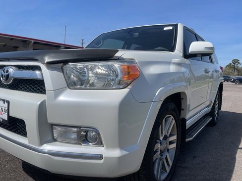 Used 2013 Toyota 4Runner Limited image 10