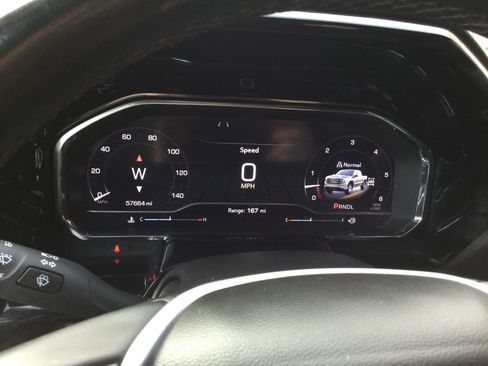 Used 2024 GMC Sierra 1500 SLT w/ X31 Off-Road Package image 16