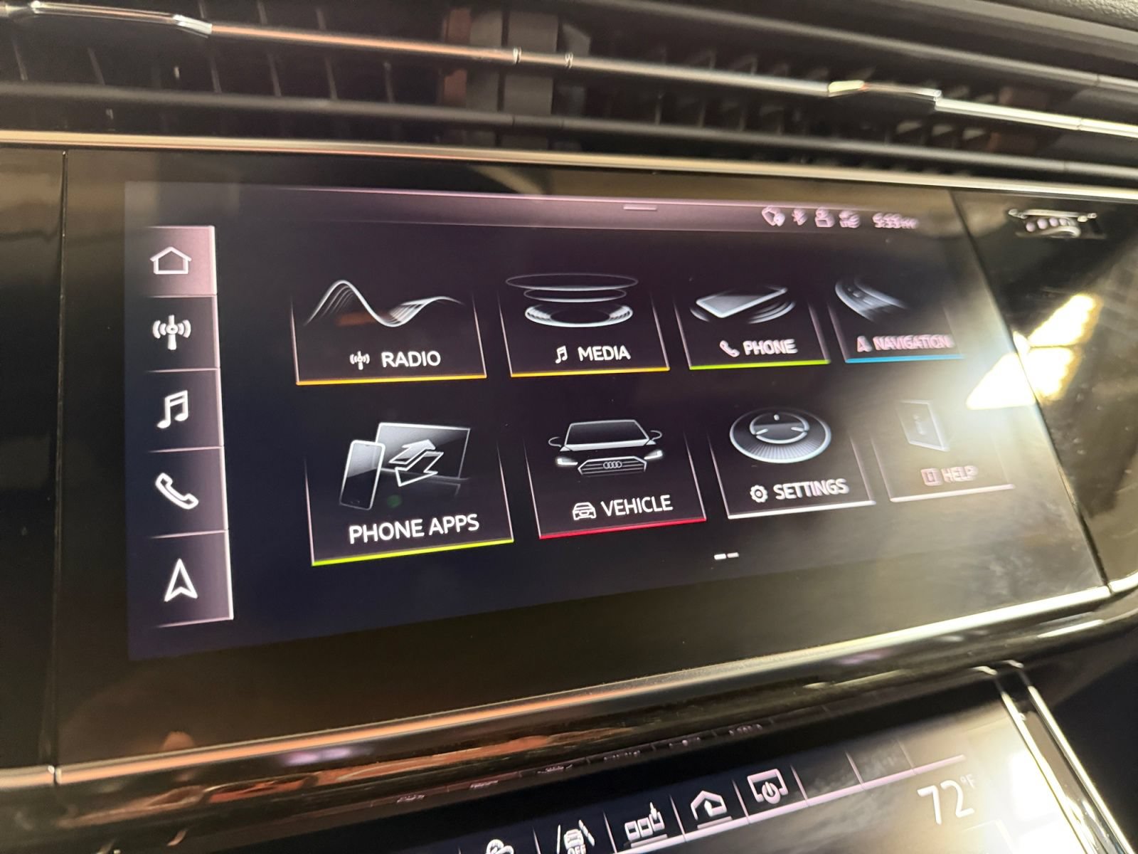 Used 2019 Audi Q8 Premium Plus w/ Premium Plus AWD/4WD image 30