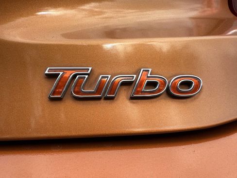 Used 2014 Hyundai Veloster Turbo FWD image 20