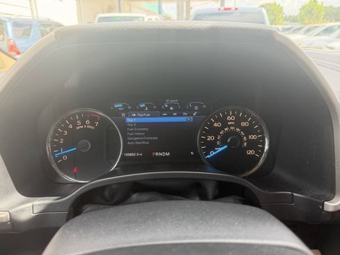 Used 2017 Ford F150 Lariat w/ Equipment Group 501A Mid AWD/4WD image 17