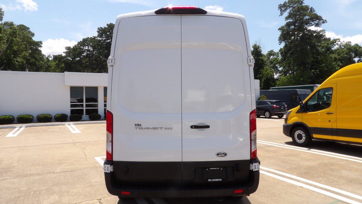 Used 2022 Ford Transit 250 148 High Roof w/ Load Area Protection Package RWD image 3