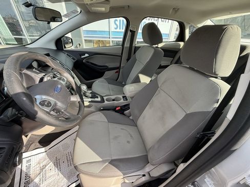 Used 2013 Ford Focus SE image 6