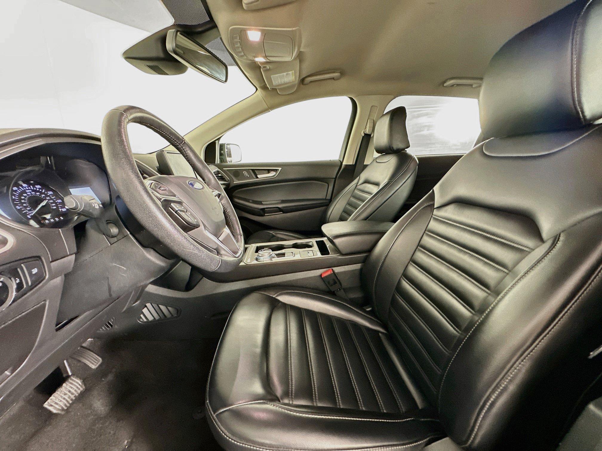 Used 2024 Ford Edge SEL AWD/4WD image 13