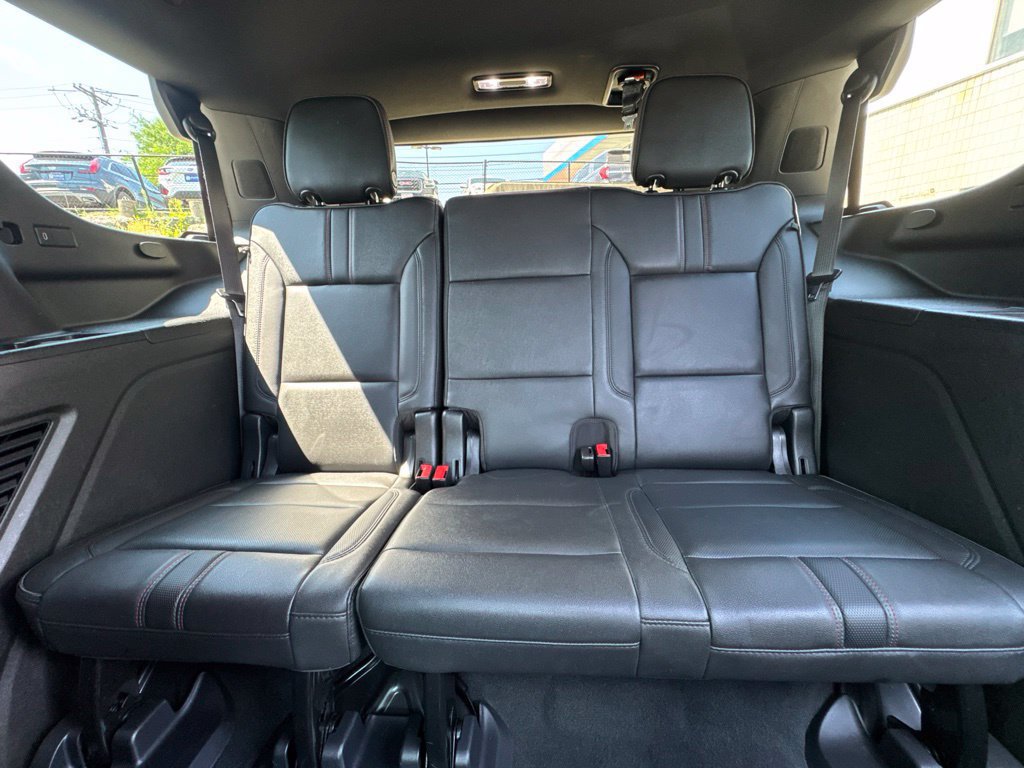 Used 2021 Chevrolet Tahoe RST w/ Luxury Package AWD/4WD image 21