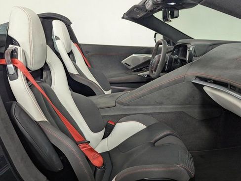 Used 2023 Chevrolet Corvette Stingray Premium Conv w/ 3LT image 16