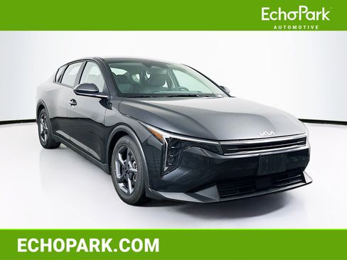 Used 2025 Kia K4 FWD image 1