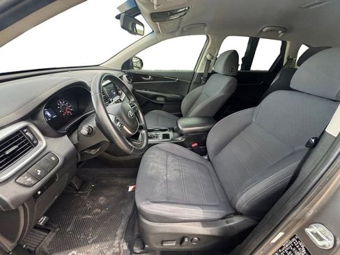 Used 2019 Kia Sorento FWD w/ Option Group 020 image 10