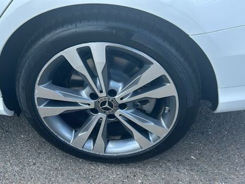 Used 2018 Mercedes-Benz C 300 Sedan image 6