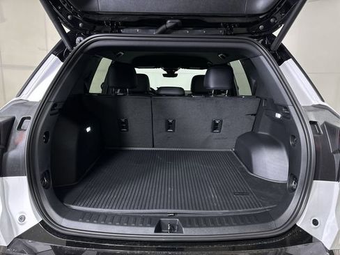 New 2026 GMC Terrain AT4 w/ Convenience Package III AWD/4WD image 27