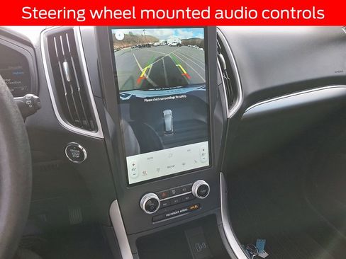 Used 2022 Ford Edge SEL w/ Convenience Package image 18