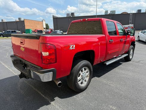 Used 2014 Chevrolet Silverado 2500 LT w/ Interior Plus Package AWD/4WD image 5