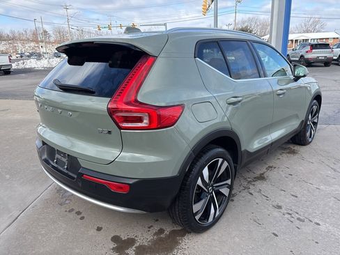 Certified 2025 Volvo XC40 B5 Ultra w/ Protection Package Premier image 6