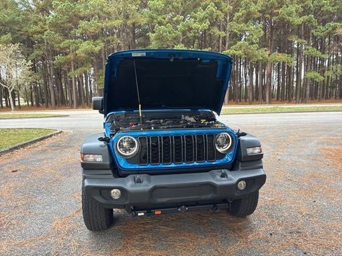 Used 2024 Jeep Wrangler Sport S image 21