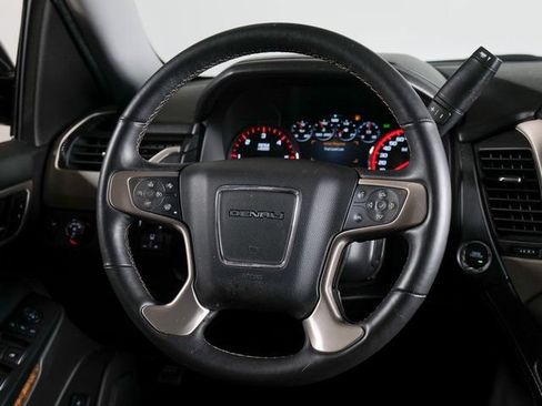 Used 2015 GMC Yukon Denali w/ Open Road Package AWD/4WD image 12