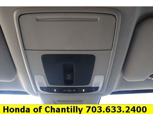 Used 2025 Honda CR-V EX image 18