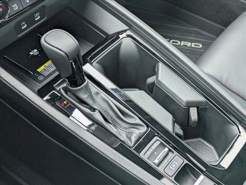 Certified 2025 Honda Accord EX-L image 12