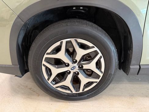 Used 2020 Subaru Forester Premium w/ Popular Package #1 AWD/4WD image 32