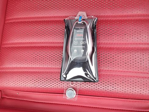 Used 2024 Alfa Romeo Stelvio Ti w/ Performance Driving Package image 34