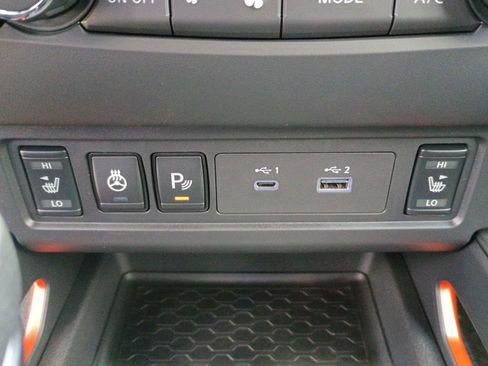New 2026 Nissan Frontier PRO-4X w/ Pro-4x Convenience Package AWD/4WD image 36