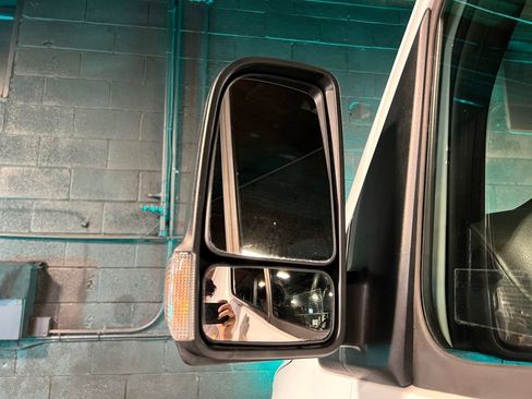 Used 2023 Mercedes-Benz Sprinter 1500 image 26