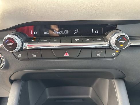 New 2026 MAZDA MAZDA3 2.5 Turbo Sedan w/Premium Plus image 34