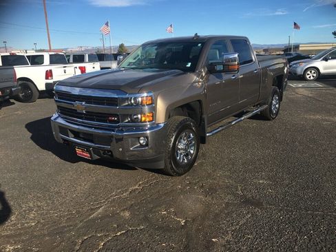 Used 2019 GMC Sierra 1500 AT4 w/ AT4 Premium Package image 1